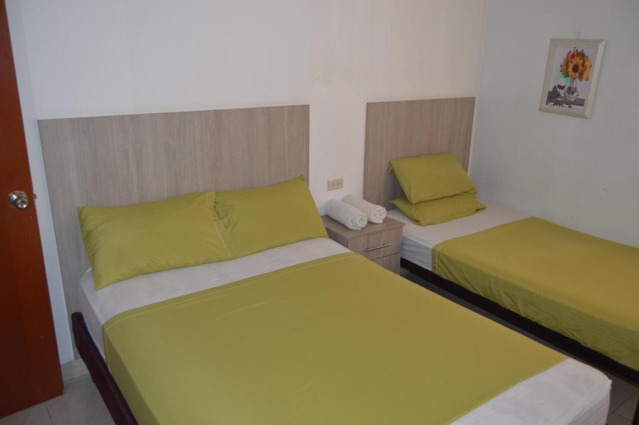 Hostal El Naufrago 1 Manta Dış mekan fotoğraf